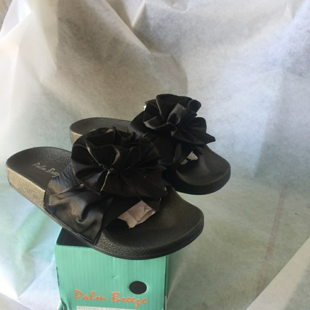 Shoes - Picture 3 of 6